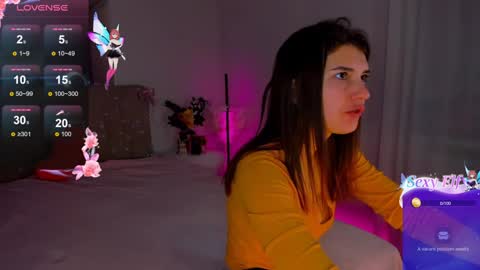 Laura online show from 28, 12, 2024