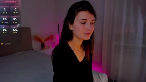 Laura online show from 1, 2, 2025