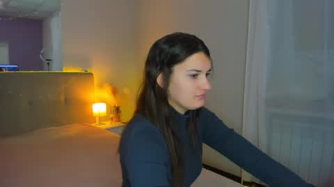 Laura online show from 19, 11, 2025