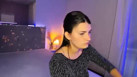Laura online show from 7, 7, 2026