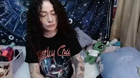 Snapshot of laura_anal_ chatting on 10, 12, 2024 Wen online show from 10, 12, 2024