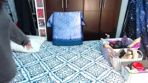 Snapshot of laura_anal_ chatting on 9, 10, 2025 Wen online show from 9, 10, 2025