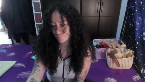  Wen  online show from 27, 11, 2025