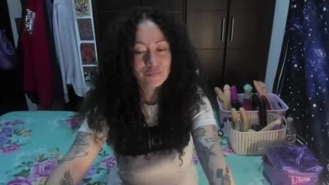  Wen  online show from 17, 12, 2025