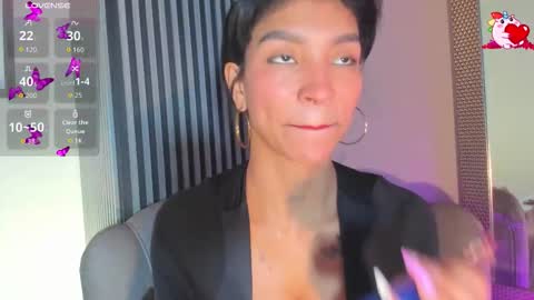 Laura online show from 10, 10, 2025