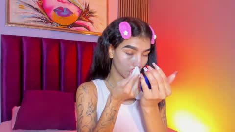 Laura online show from 27, 11, 2025