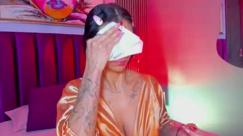 Laura online show from 3, 12, 2025