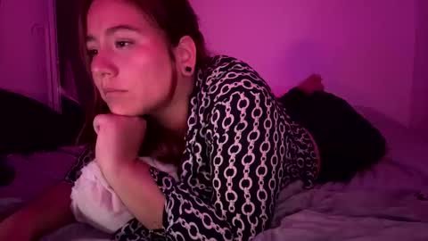 laura online show from 10, 4, 2026