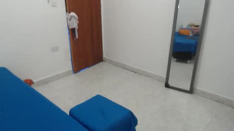 laura_foxx2379 online show from 7, 1, 2026