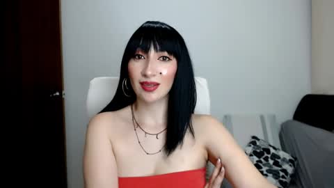 Snapshot of laura_pervert_ chatting on 23, 4, 2026 Laura online show from 23, 4, 2026