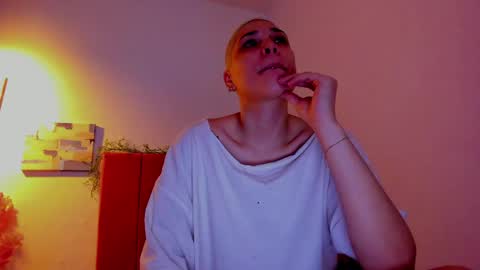 Laura Rose online show from 20, 4, 2026