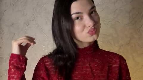 Laura online show from 15, 12, 2025