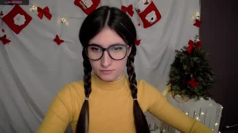 Laura online show from 9, 12, 2024