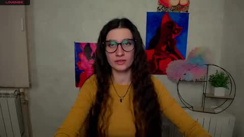 Snapshot of lauradre_ chatting on 11, 11, 2025 Laura online show from 11, 11, 2025