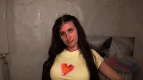 Snapshot of lauradre_ chatting on 27, 5, 2026 Laura online show from 27, 5, 2026