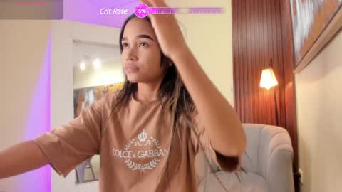 Snapshot of laurah_hill chatting on 1, 2, 2025 Lau online show from 1, 2, 2025