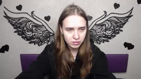 LauraHlot online show from 4, 10, 2025