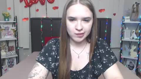 LauraHlot online show from 14, 4, 2026