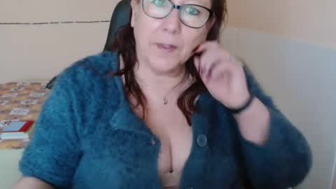 laureanne online show from 28, 2, 2025