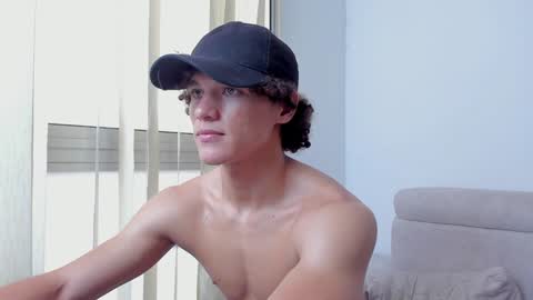 Snapshot of laureent__ chatting on 26, 12, 2024 Laureent online show from 26, 12, 2024