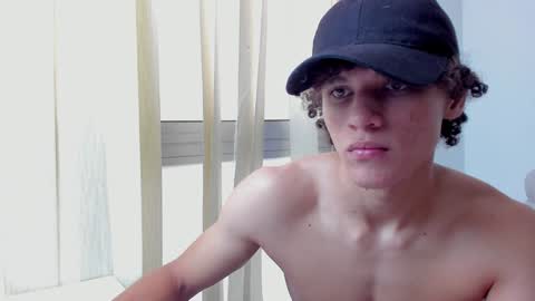 Snapshot of laureent__ chatting on 27, 12, 2024 Laureent online show from 27, 12, 2024