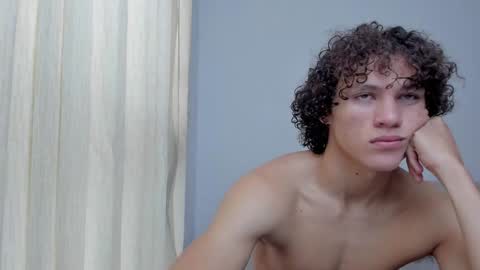 Snapshot of laureent__ chatting on 29, 12, 2024 Laureent online show from 29, 12, 2024