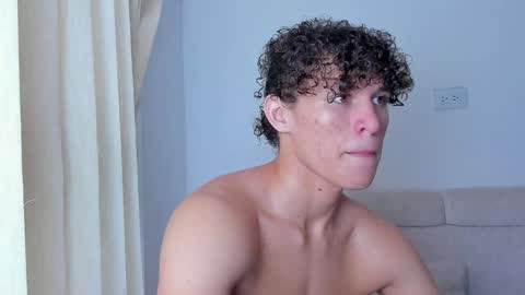 Snapshot of laureent__ chatting on 23, 1, 2025 Laureent online show from 23, 1, 2025