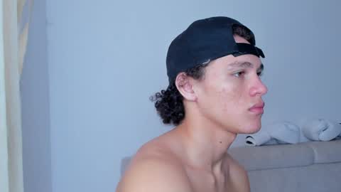 Snapshot of laureent__ chatting on 27, 1, 2025 Laureent online show from 27, 1, 2025