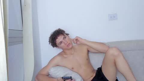 Snapshot of laureent__ chatting on 29, 1, 2025 Laureent online show from 29, 1, 2025