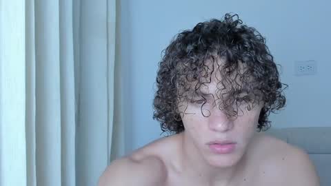 Snapshot of laureent__ chatting on 7, 2, 2025 Laureent online show from 7, 2, 2025