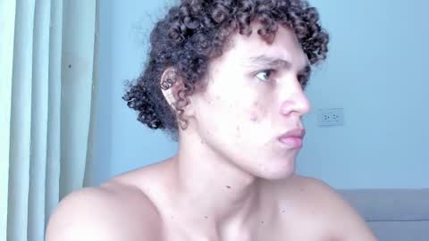 Snapshot of laureent__ chatting on 9, 2, 2025 Laureent online show from 9, 2, 2025