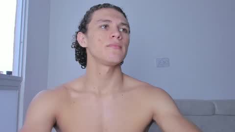 Snapshot of laureent__ chatting on 19, 2, 2025 Laureent online show from 19, 2, 2025