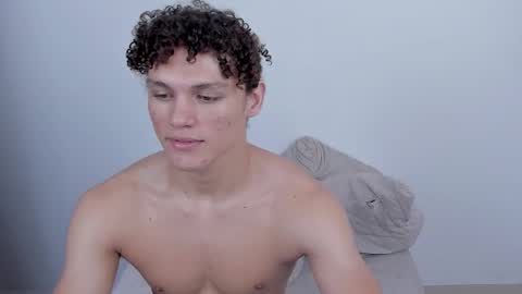 Snapshot of laureent__ chatting on 11, 3, 2025 Laureent online show from 11, 3, 2025