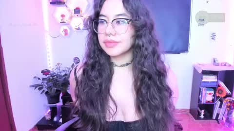  Im Lauren  independent model   online show from 1, 3, 2025