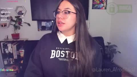  Im Lauren  independent model   online show from 21, 11, 2025