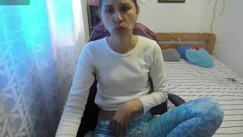 Snapshot of lauren_ashlee chatting on 10, 11, 2025 Lauren Independent model online show from 10, 11, 2025