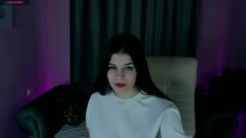 Snapshot of lauren_cook chatting on 22, 10, 2025 Lauren online show from 22, 10, 2025