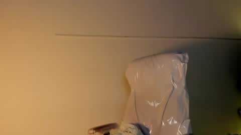 Lauren online show from 6, 4, 2026