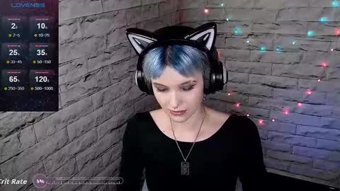 Snapshot of lauren_raquel chatting on 28, 11, 2025 Eva online show from 28, 11, 2025