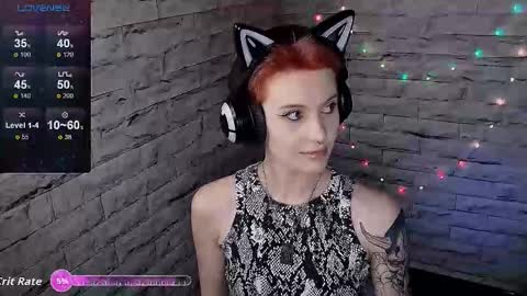 Snapshot of lauren_raquel chatting on 14, 12, 2025 Eva online show from 14, 12, 2025