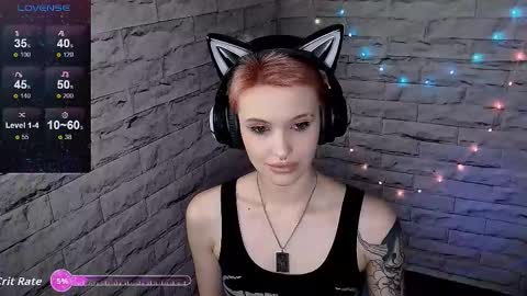 Snapshot of lauren_raquel chatting on 18, 12, 2025 Eva online show from 18, 12, 2025