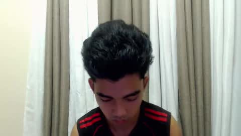 laurence_cuttieguyhere online show from 10, 3, 2026