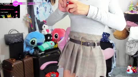 Snapshot of laurencesophiets chatting on 16, 1, 2025 SF online show from 16, 1, 2025