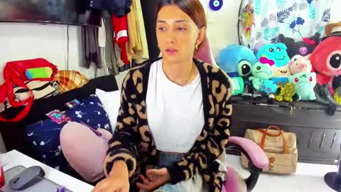 Snapshot of laurencesophiets chatting on 26, 2, 2025 SF online show from 26, 2, 2025