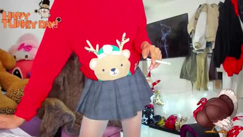 Snapshot of laurencesophiets chatting on 23, 11, 2025 SF online show from 23, 11, 2025