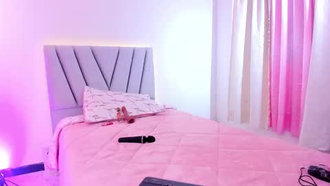 laurencurve online show from 20, 10, 2025
