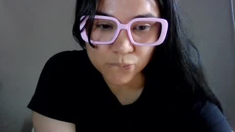 Snapshot of laurengirls1 chatting on 24, 4, 2026 onlyfan laureng7 - 7 laureng2 online show from 24, 4, 2026