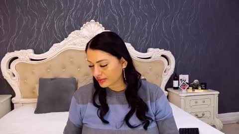 Laura online show from 1, 12, 2025