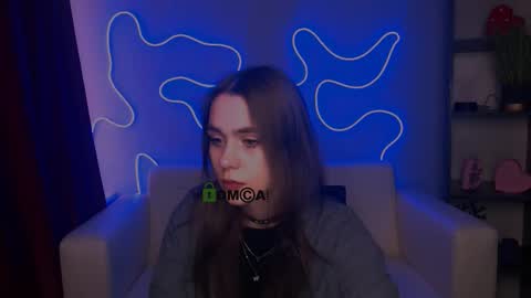 Snapshot of laurenmurrr chatting on 4, 2, 2026 Laure online show from 4, 2, 2026