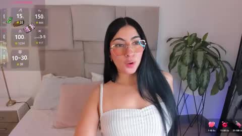 laurenn_smitth online show from 29, 9, 2025